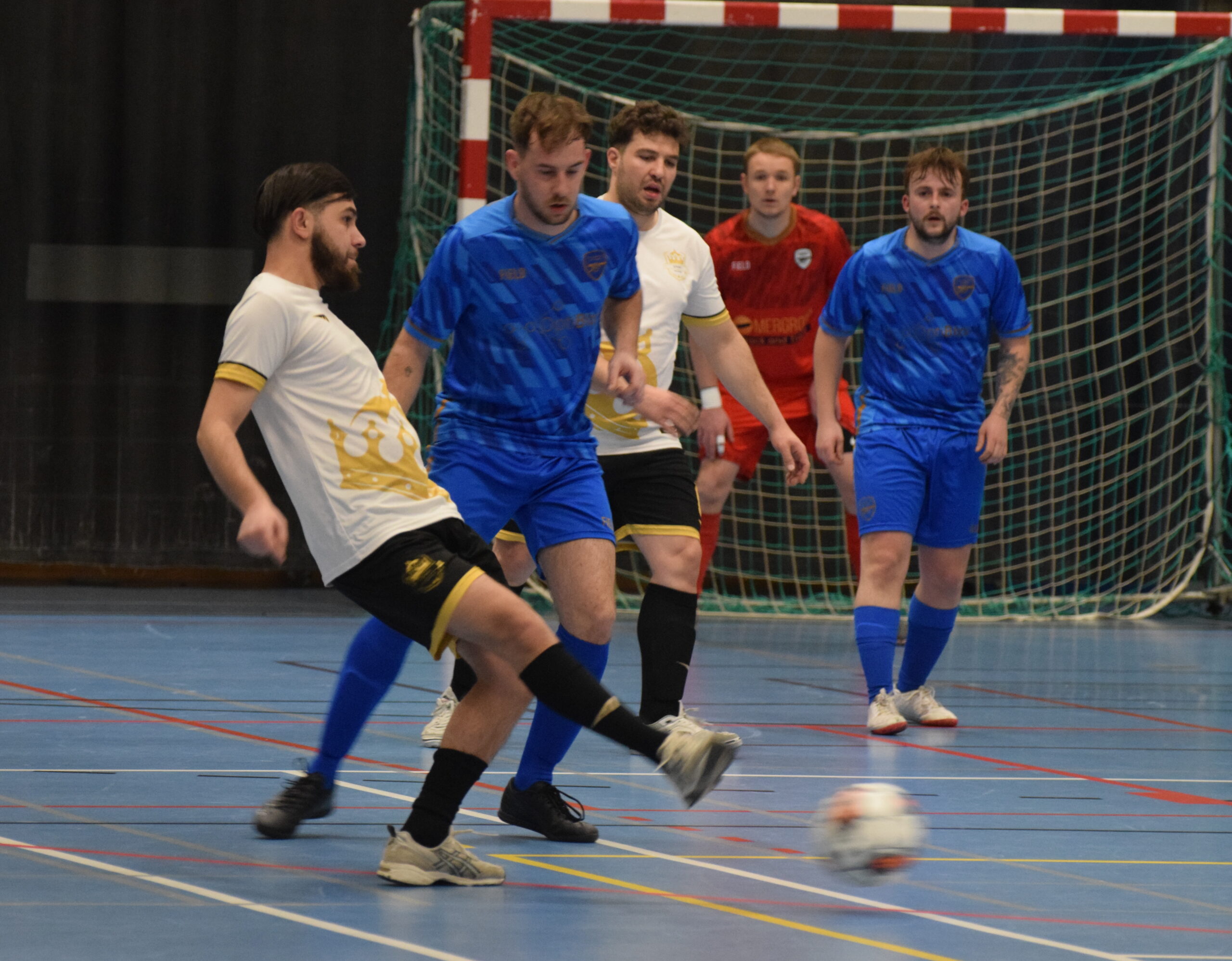 Strijd tot de laatste minuut! Strijd tot de laatste minuut, maar Union Vrede verliest van ervaren ZVC Rookies AffligemStrijd tot de laatste minuut!